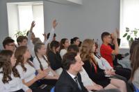 Глава Астрахани провел «Классную встречу» с участниками Движения Первых