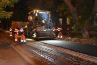 В Астрахани ремонтируют улицу Энзелийскую