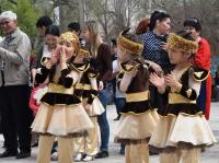 Олег Полумордвинов поздравил астраханцев с праздником Наурыз