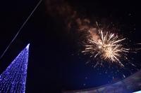 В Астрахани зажгли главную елку города