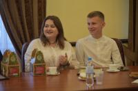 Олег Полумордвинов наградил астраханских волонтеров