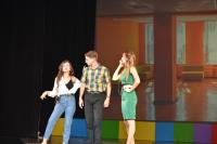 Сегодня 6800 юных астраханцев пошли в первый класс