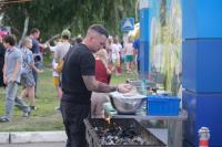 Первый день фестиваля уличной еды собрал 4 тысячи астраханцев