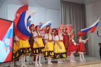 В День воссоединения с Крымом юным астраханцам вручили паспорта