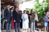 В Астрахани для почти восьми тысяч выпускников прозвучал последний звонок