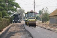 На улице Батайской ремонтируют дорогу