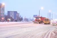 С улиц и парков Астрахани вывезли почти 200 кубометров снега