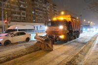 С улиц и парков Астрахани вывезли почти 200 кубометров снега