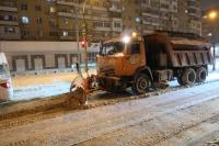 С улиц и парков Астрахани вывезли почти 200 кубометров снега