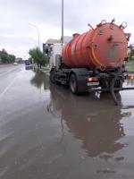  C улиц Астрахани откачивают дождевую воду    