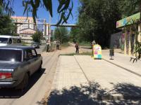 Коммунальным отделом администрации Ленинского района в период с 04.07.2016 по 08.07.2016 в рамках имеющихся полномочий организованы мероприятия по скосу сорной растительности и опиловке деревьев.