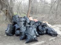 Фото отчет о проведении субботника на территории Трусовского района.