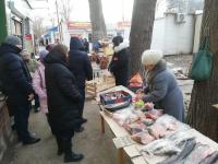 На территории района проведены рейдовые мероприятия в мкр. Казачий по ул. Космонавта Комарова, направленные на выявление и ликвидацию несанкционированной торговли