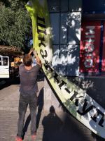 В Астрахани массово ликвидируют незаконную рекламу