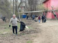 Свыше тысячи человек вышли на уборку в Астрахани