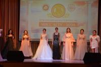 Олег Полумордвинов поздравил астраханских студентов с праздником