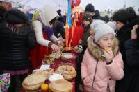 Ленинский район широко отпраздновал Масленицу