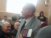 В Ленинском районе вручены первые юбилейные медали.