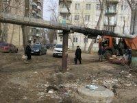 В Ленинском районе началась весенняя уборка территории.