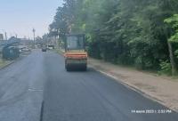 На улице Куликова ремонтируют дорогу 