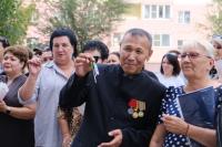 В Астрахани вручили ключи от квартир переселенцам из ветхого и аварийного жилья