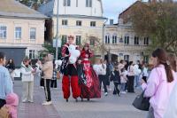 Свыше пяти тысяч астраханцев отметили День города на центральной набережной