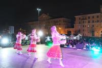 В Астрахани зажгли огни на главной городской елке