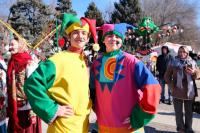 Свыше шести тысяч человек отметили Масленицу на площади Ленина