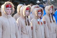 В Астрахани возложили цветы и венки к памятникам и обелискам воинской славы