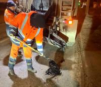 В Астрахани наращивают темпы ямочного ремонта после зимы