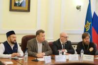 В администрации Астрахани обсудили изменения в миграционном законодательстве