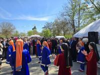 В Астрахани красочно отметили Навруз