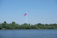 В Астрахани обновили полотно самого большого флага в Поволжье