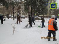 Уборка снега и мероприятия по опиловке на территории района