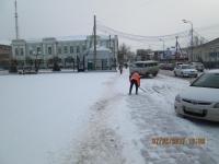 Уборка снега и мероприятия по опиловке на территории района