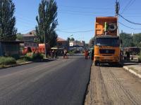 На ул. Соликамской укладывают асфальт