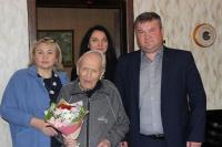 ВРУЧЕНИЕ МЕДАЛИ НА ДОМУ