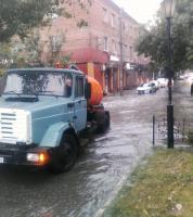 С утра в Астрахани откачали порядка 500 кубометров воды