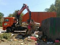 Более 400 тонн мусора вывезли с улиц Астрахани за первую половину августа