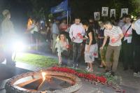 Астраханцы зажгли Свечу памяти