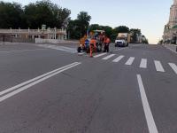 Власти Астрахани приводят в порядок покрытие на городских мостах