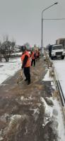 В Астрахани продолжают устранять последствия осадков