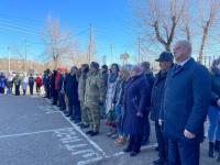 В Астрахани открыли мемориальную доску братьям Абдулаевым