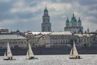 Под парусами