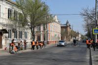 В Астрахани наводят порядок на Новом мосту