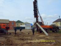 Приступили к строительству парка "Семьи, любви и верности" в Трусовском районе.