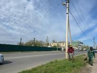 В Астрахани приступили к скосу сорной растительности
