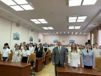 45 астраханским школьникам вручили паспорта