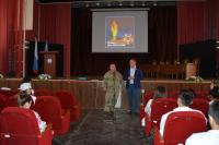 Герой СВО встретился со студентами-медиками