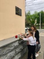 Возложение цветов к мемориальным доскам участникам Великой Отечественной Войны 